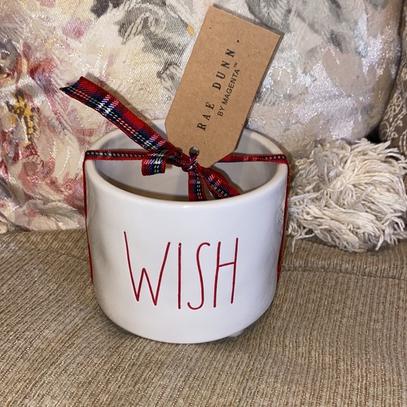❤️🎄❤️NWT Rae Dunn Ceramic Holiday “Wish” Small Planter - Picture 7 of 7